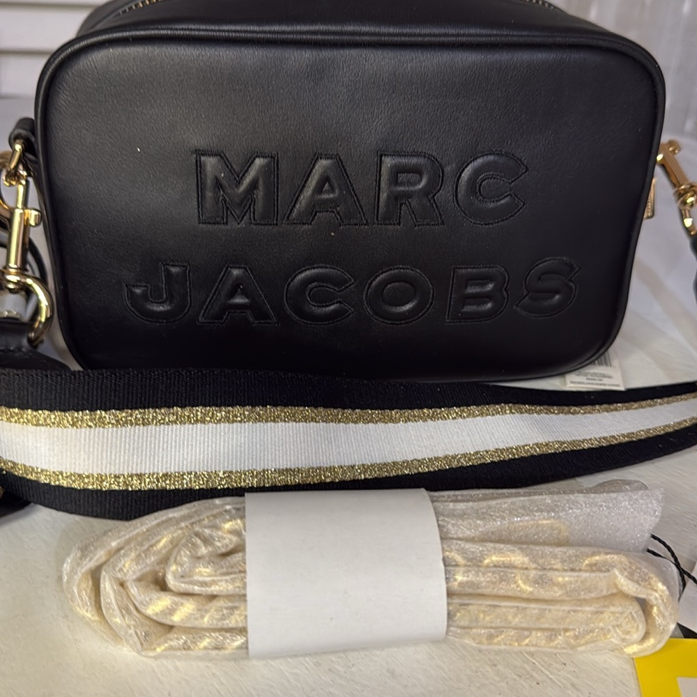 $395 MARC JACOBS Black Flash Leather Crossbody Bag w extra Gold Chain Strap - Picture 14 of 15